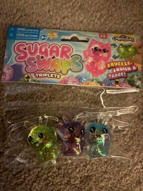 Sugar Swaps Triplets Glitter Squeeze - Green, Purple, Blue bunnies
